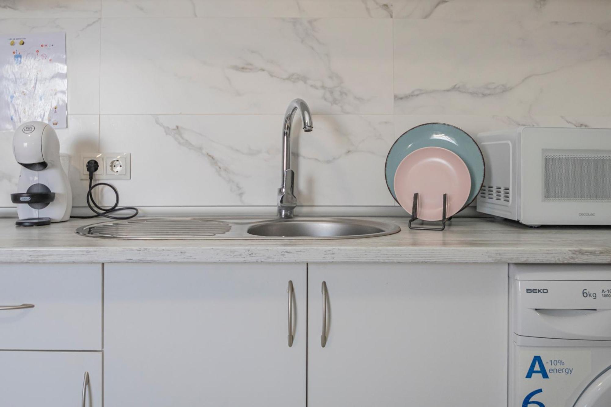 Perfect Getaway In Triana - 15M Walk Giralda Apartman Sevilla Kültér fotó